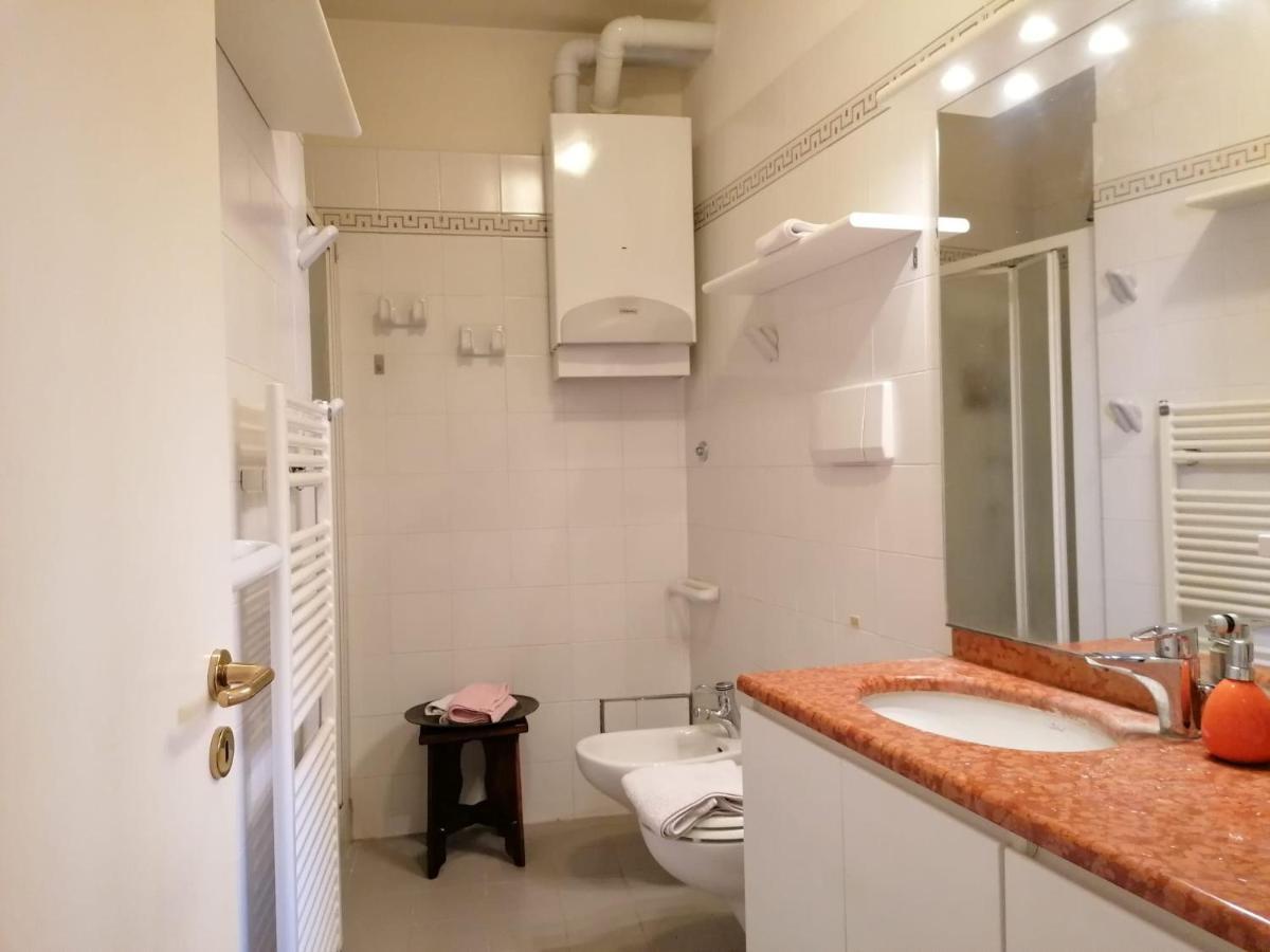 Appartamento In Villa Sul Garda Castion Veronese Exteriör bild